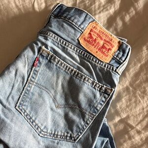 Levi's Classic Light Blue Straight Jeans